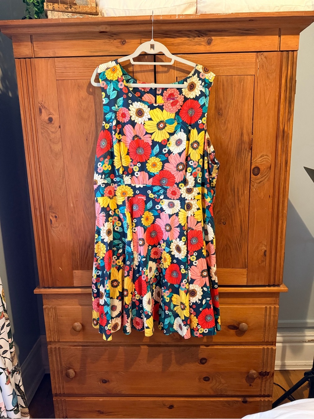 ModCloth Navy Floral Sleeveless Midi Dress